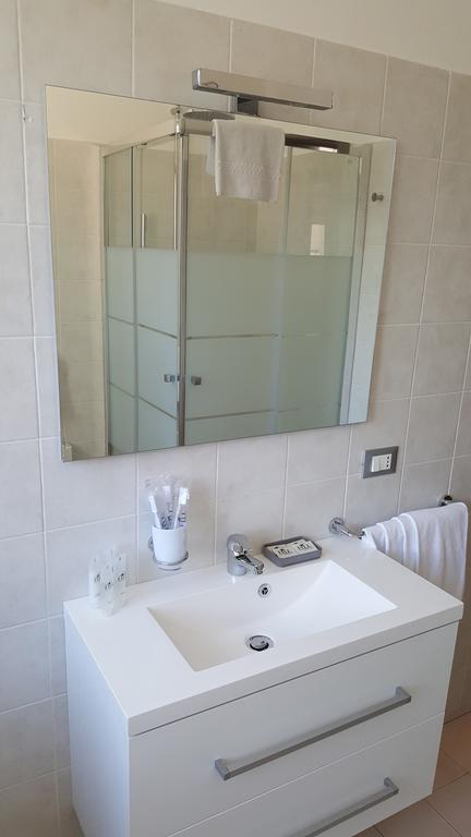 Appartamento Basic Zona Lago Lecco Exteriér fotografie